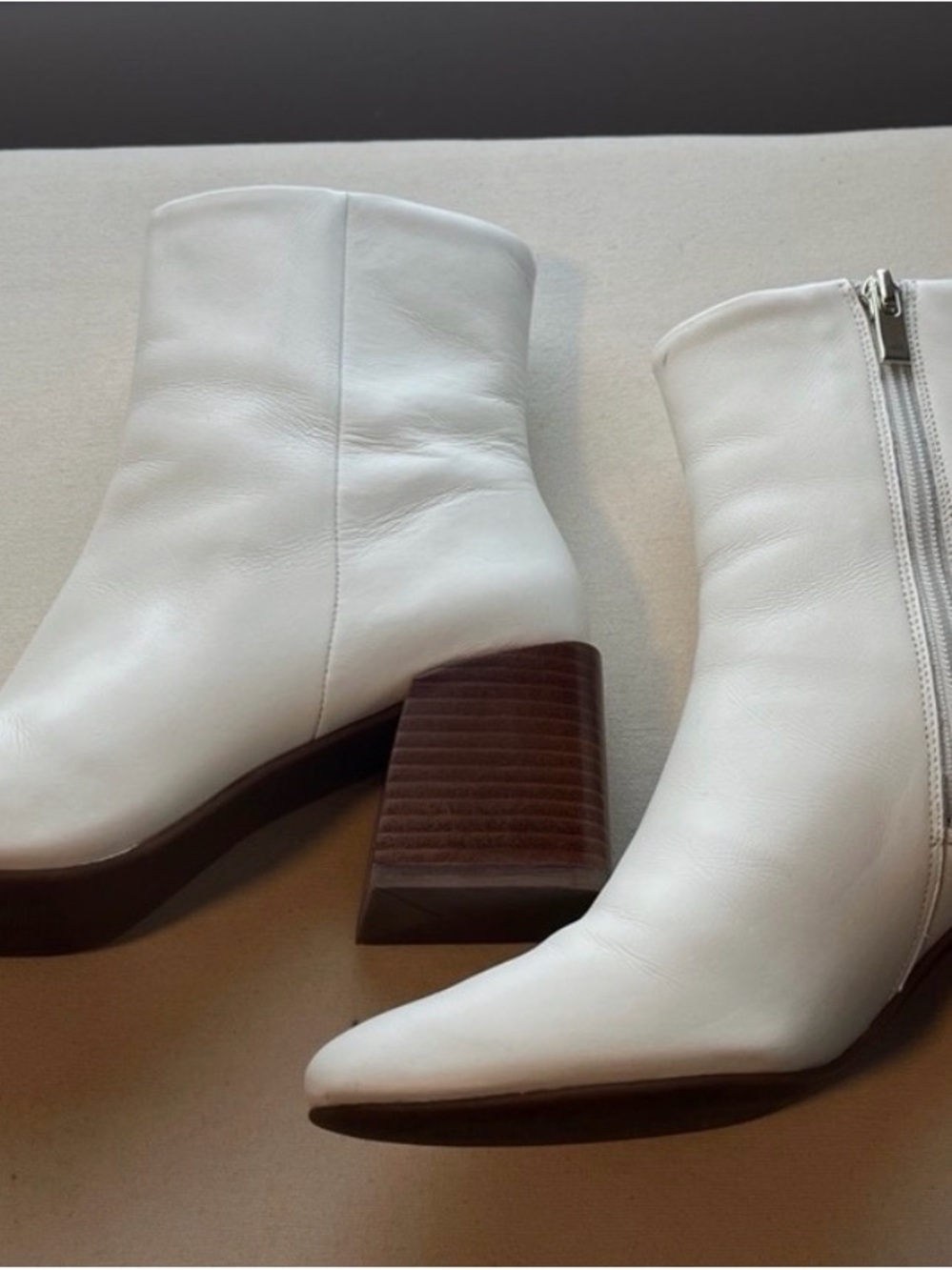 Via Spiga White Leather Ankle Boots with Stacked Brown Heel
